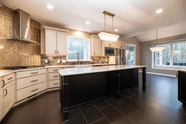 $1,050,000 | 10720 West L Avenue, Kalamazoo, MI 49009