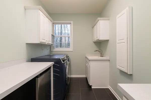 $1,050,000 | 10720 West L Avenue, Kalamazoo, MI 49009