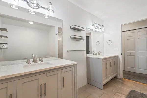 $1,050,000 | 10720 West L Avenue, Kalamazoo, MI 49009