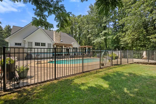 $1,050,000 | 10720 West L Avenue, Kalamazoo, MI 49009