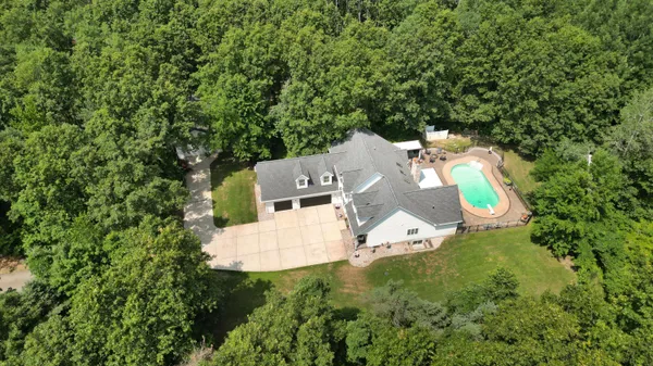 $1,050,000 | 10720 West L Avenue, Kalamazoo, MI 49009