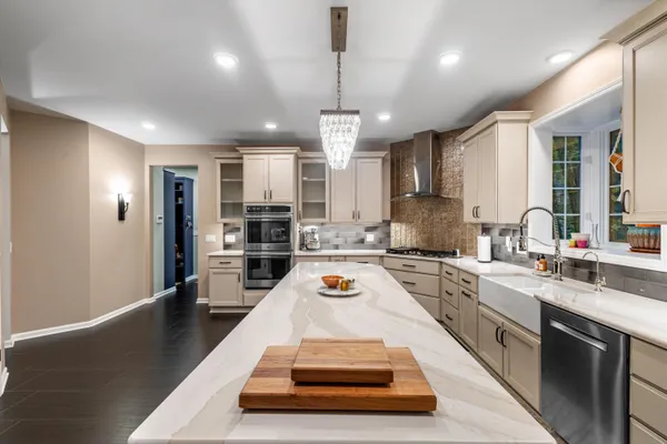 $1,050,000 | 10720 West L Avenue, Kalamazoo, MI 49009