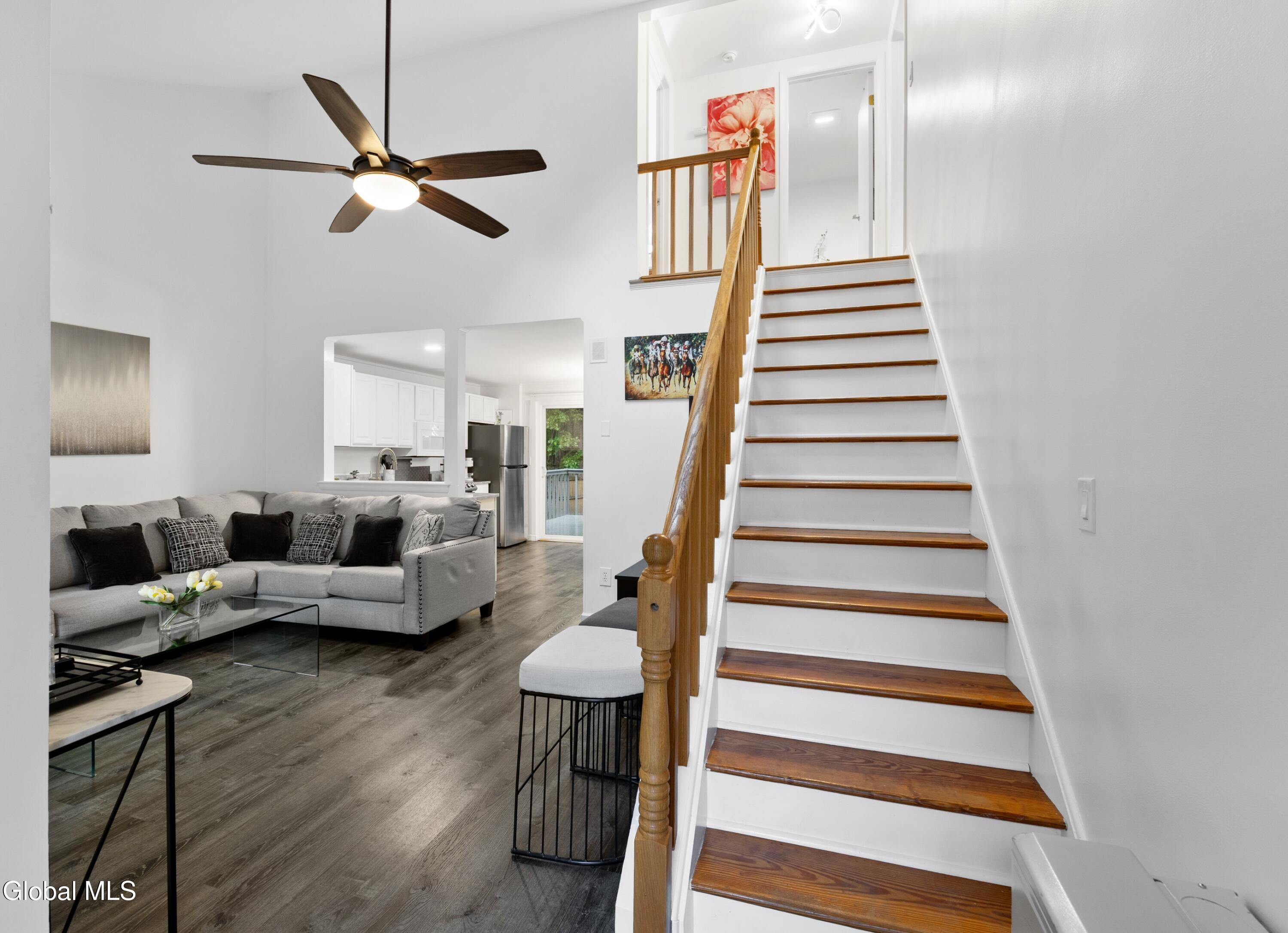 20 Wake Robin Road Malta, NY 12020 - Photo 2 of 28 1 (12)