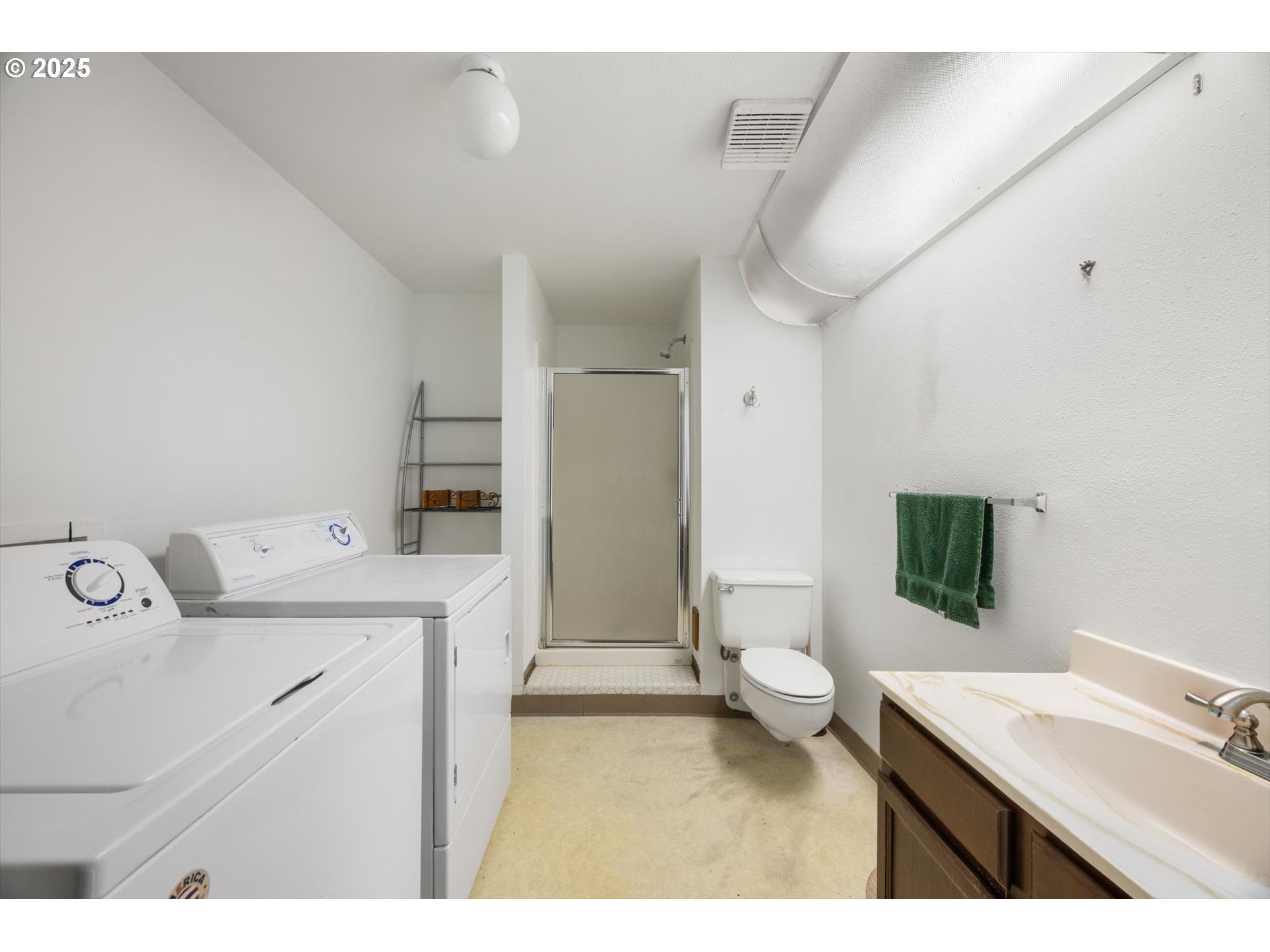 13235 Northwest Pumpkin Ridge Road North Plains, OR 97133 - Photo 35 of 41