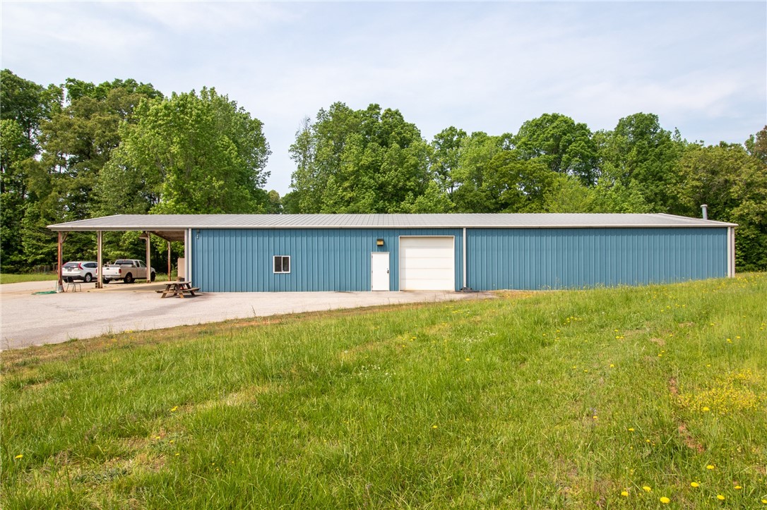 610 Mountain View Road Williamston, SC 29697 - Photo 8 of 49