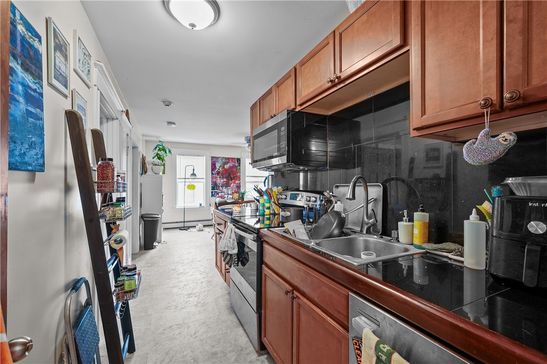 188 Division Street Woonsocket, RI 02895 - Photo 31 of 37