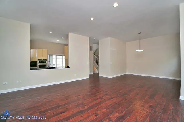 $5,500 | 1501 South Prairie Avenue, Unit 1, Chicago, IL 60605