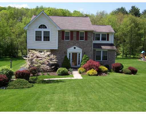 415 McCombs Road Venetia, PA 15367 - Photo 1 of 8 Exterior Front.