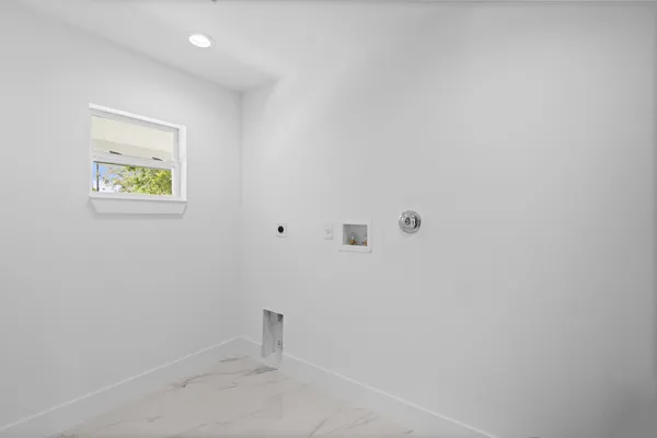 an empty room with an entryway