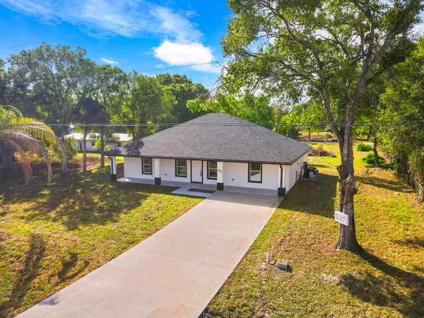 $344,900 | 7542 Northwest 83rd Court, Okeechobee, FL 34972