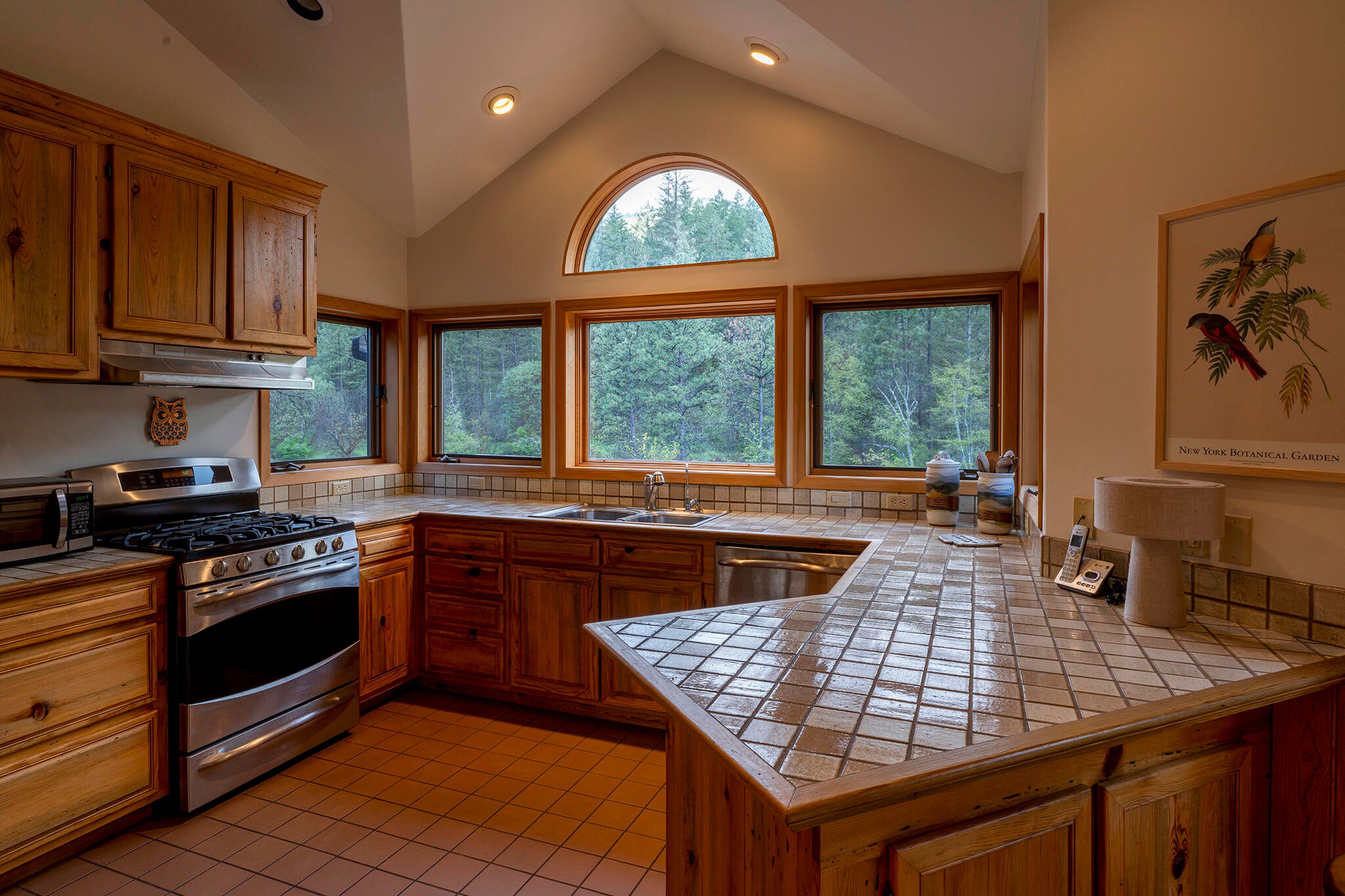 14738 Upper Applegate Road Jacksonville, OR 97530 - Photo 33 of 60 23_DSC2438_lmnr