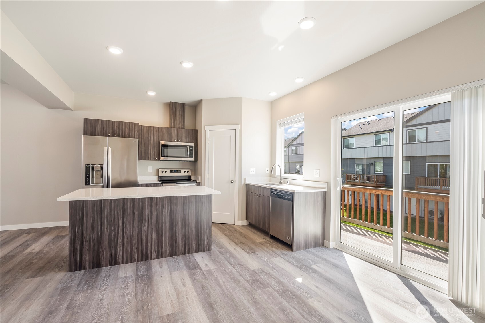 1848 Eastgate Loop Ferndale, WA 98248 - Photo 5 of 33