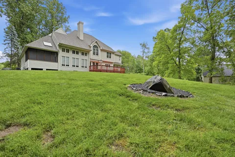 $1,100,000 | 206 Vernet Drive, Hockessin, DE 19707