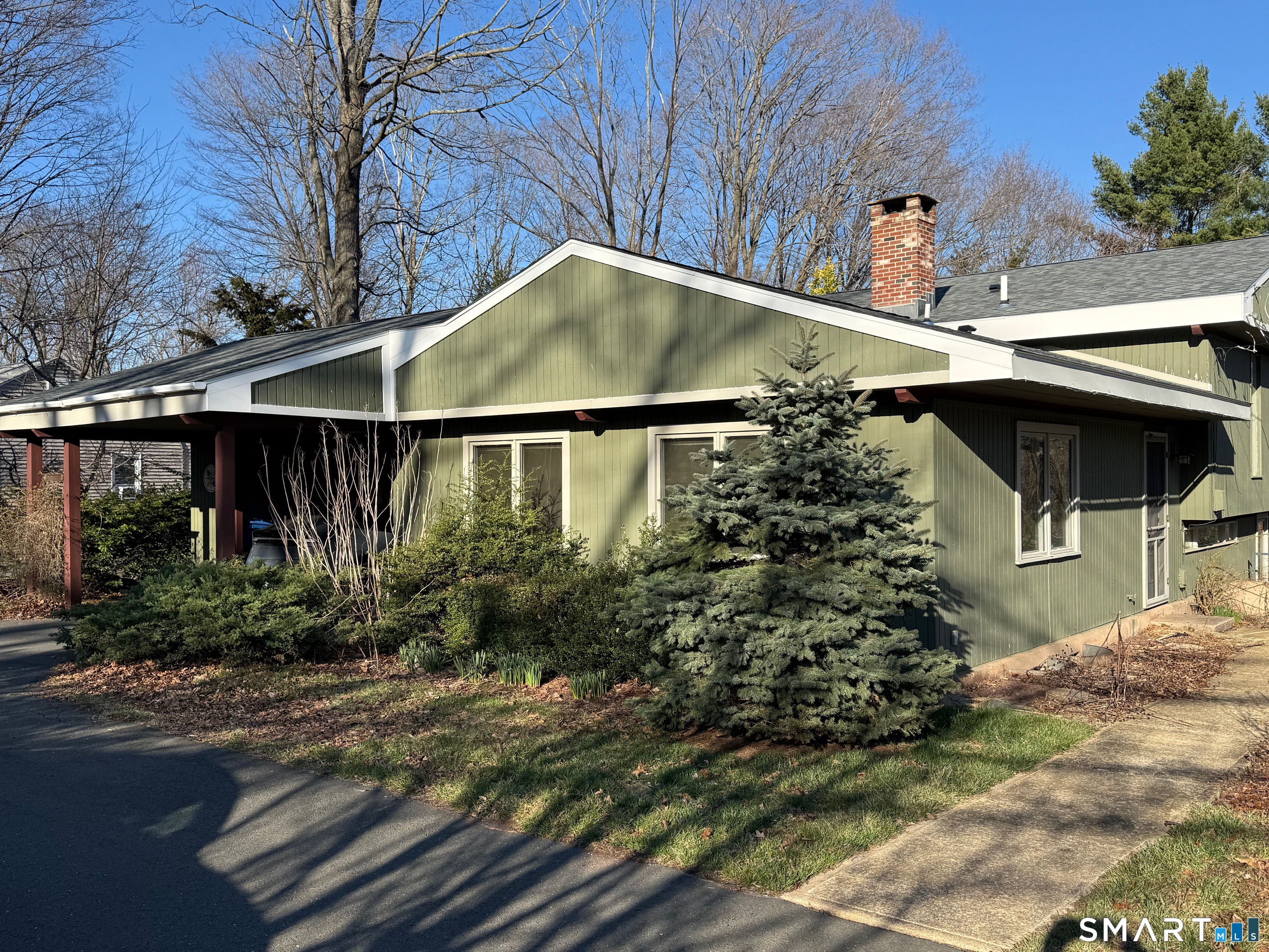 491 Shepard Avenue Hamden, CT 06514 - Photo 2 of 18 a view of a house with a yard