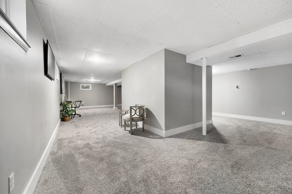 39 Foley Road Marlborough, MA 01752 - Photo 23 of 32 Gallery Image 23