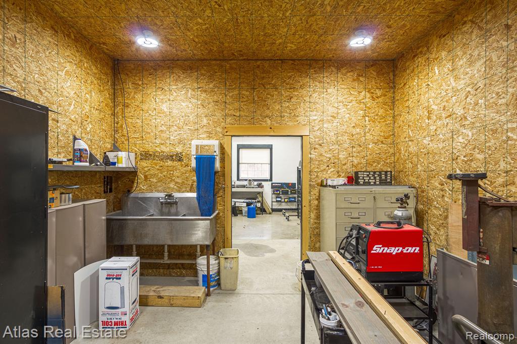 2716 Lake George Road Leonard, MI 48367 - Photo 87 of 98