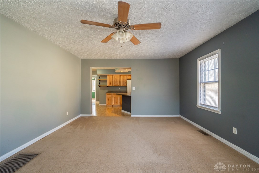 1325 Mayapple Avenue Riverside, OH 45432 - Photo 5 of 42