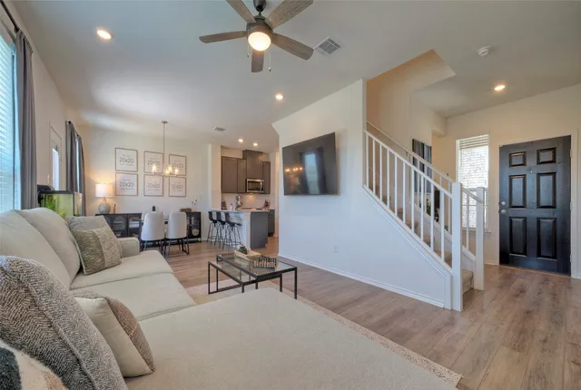 $1,950 | 13216 Nancy Reagan Street, Manor, TX 78653