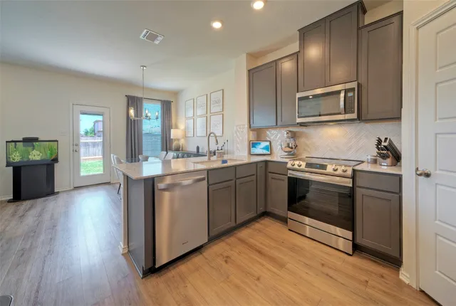 $1,950 | 13216 Nancy Reagan Street, Manor, TX 78653