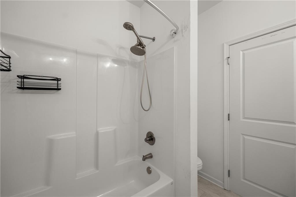 1536 Bluff Valley Circle Gainesville, GA 30504 - Photo 14 of 25