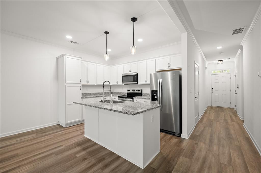 1536 Bluff Valley Circle Gainesville, GA 30504 - Photo 5 of 25