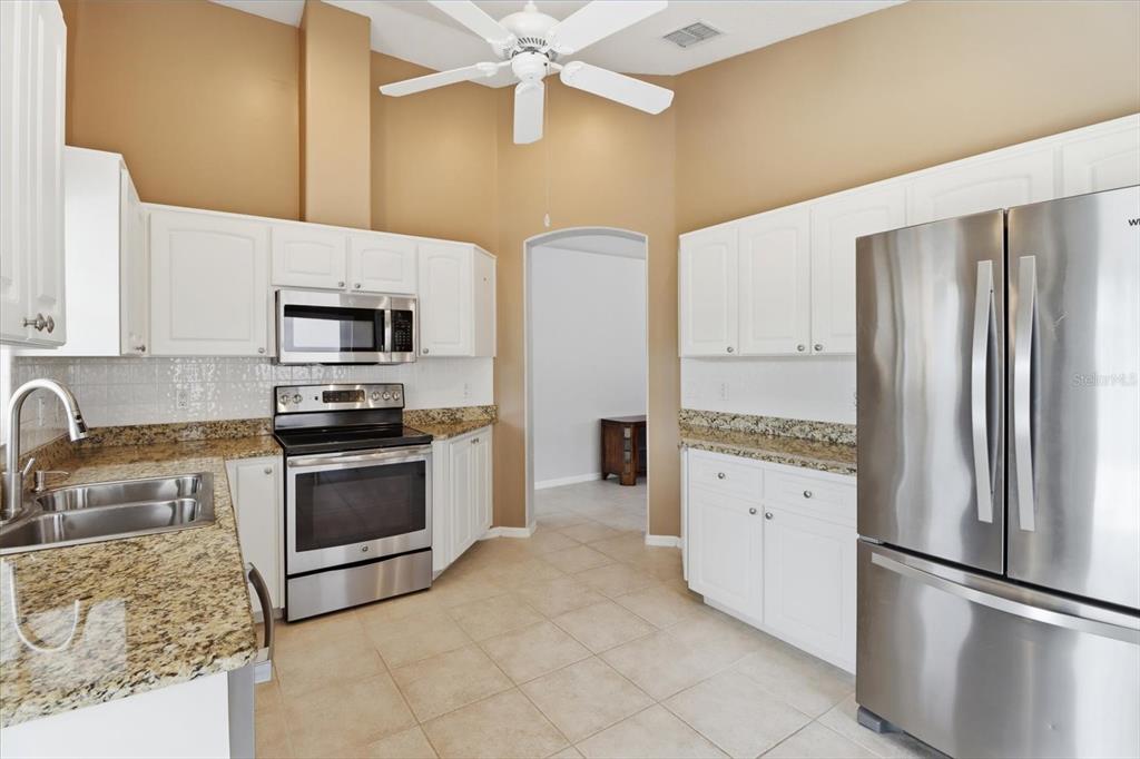 250 Royal Palm Way Spring Hill, FL 34608 - Photo 13 of 42