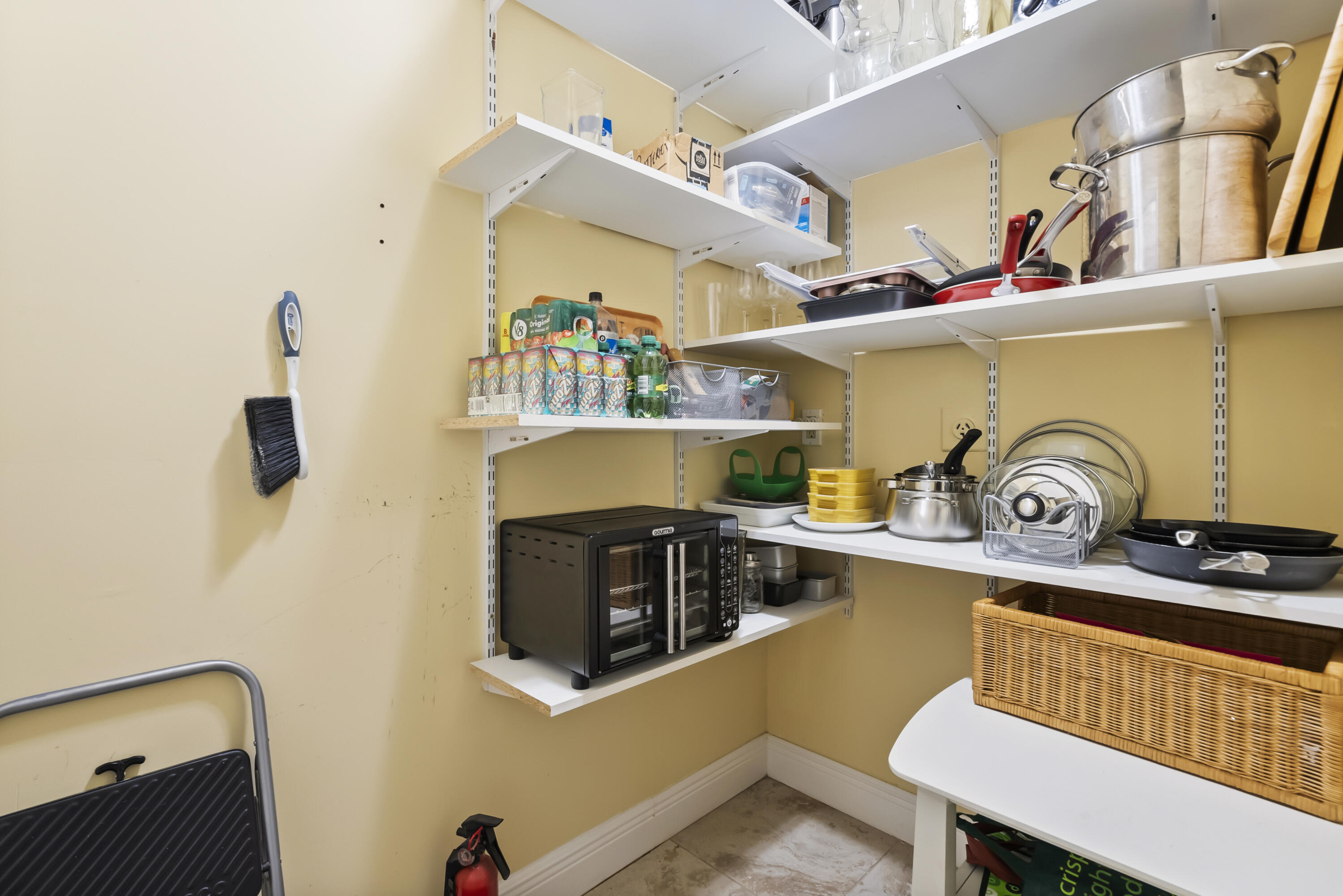 5662 Southeast Foxcross Place Stuart, FL 34997 - Photo 24 of 72 DSC05323