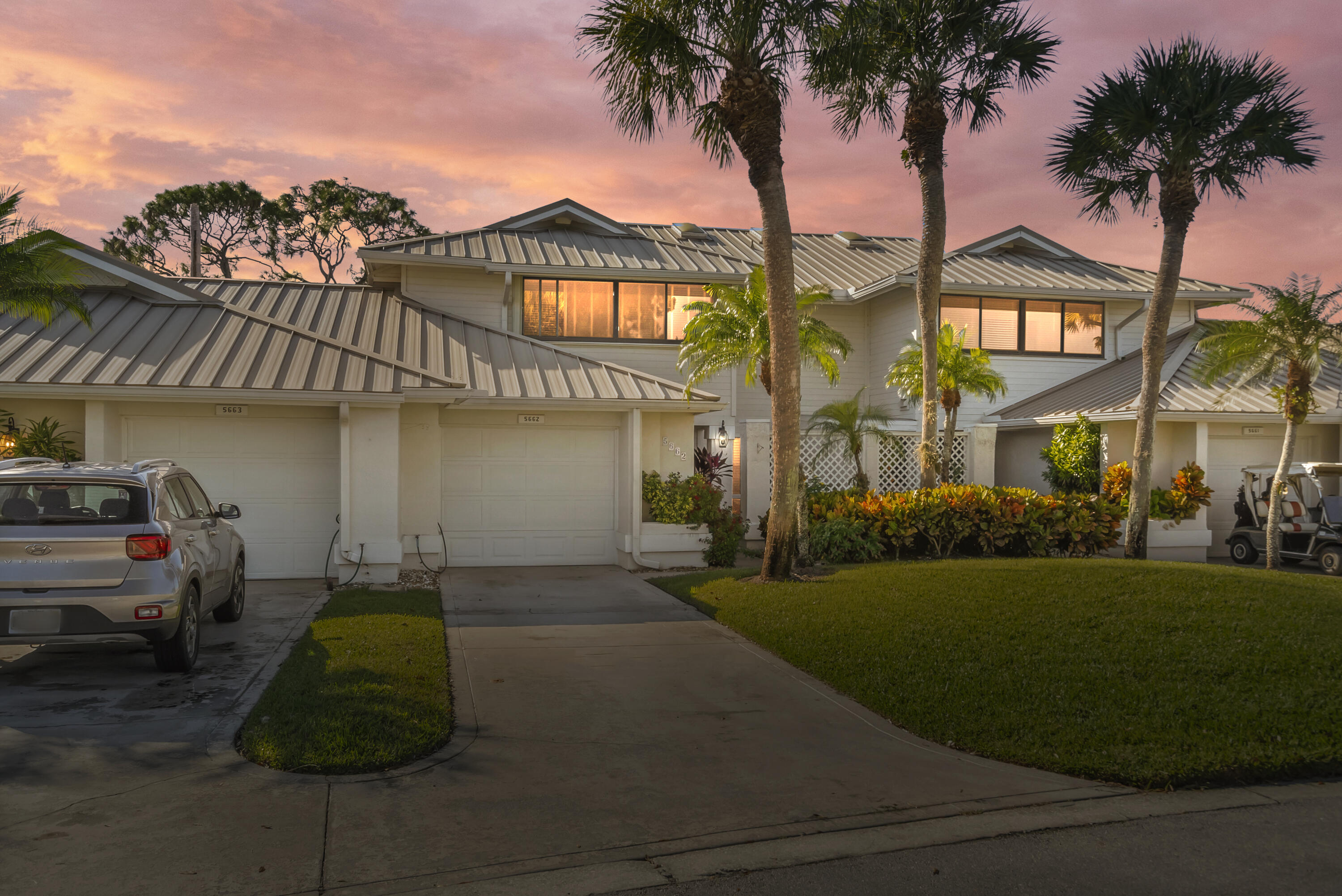 5662 Southeast Foxcross Place Stuart, FL 34997 - Photo 3 of 72 DSC05533_Twilight