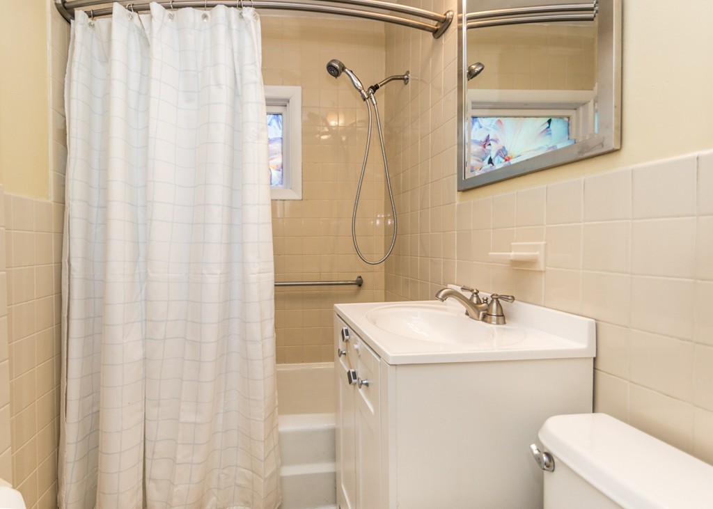 34 Bruce Road, Unit 34 Waltham, MA 02453 - Photo 21 of 25 Gallery Image 21