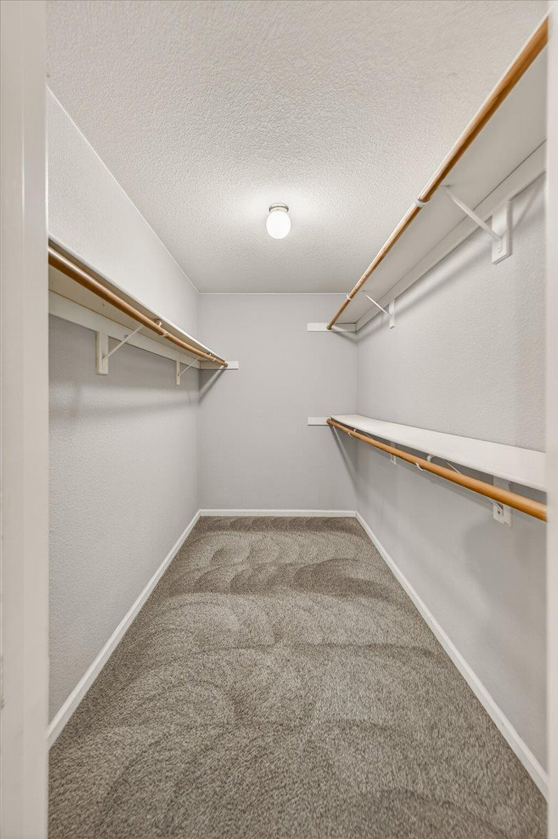 2375 Fallbrook Avenue Clovis, CA 93611 - Photo 22 of 34