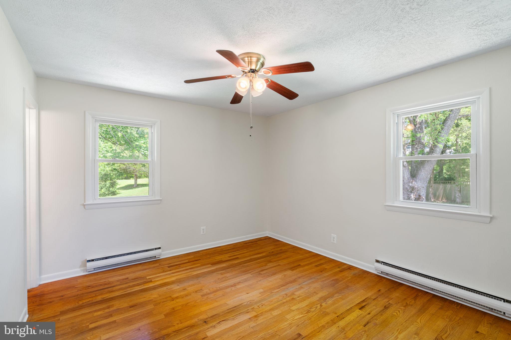 7704 Signal Hill Road Manassas, VA 20111 - Photo 15 of 46 Primary bedroom (view #3).