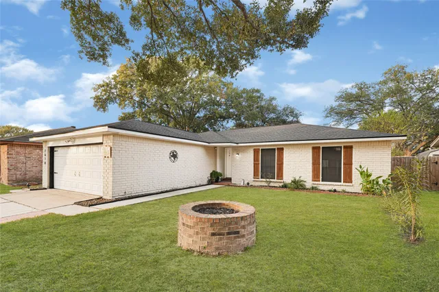 $249,900 | 7610 Smiling Woods Lane, Houston, TX 77086