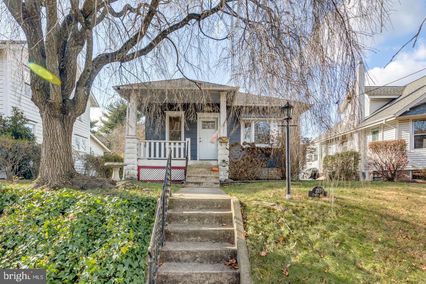 227 Center Avenue Delanco, NJ 08075 - Photo 1 of 29