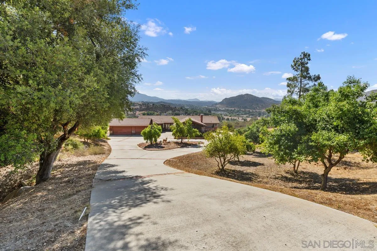 10099 El Capitan Real Road El Cajon, CA 92021 - Photo 2 of 41 a view of a garden