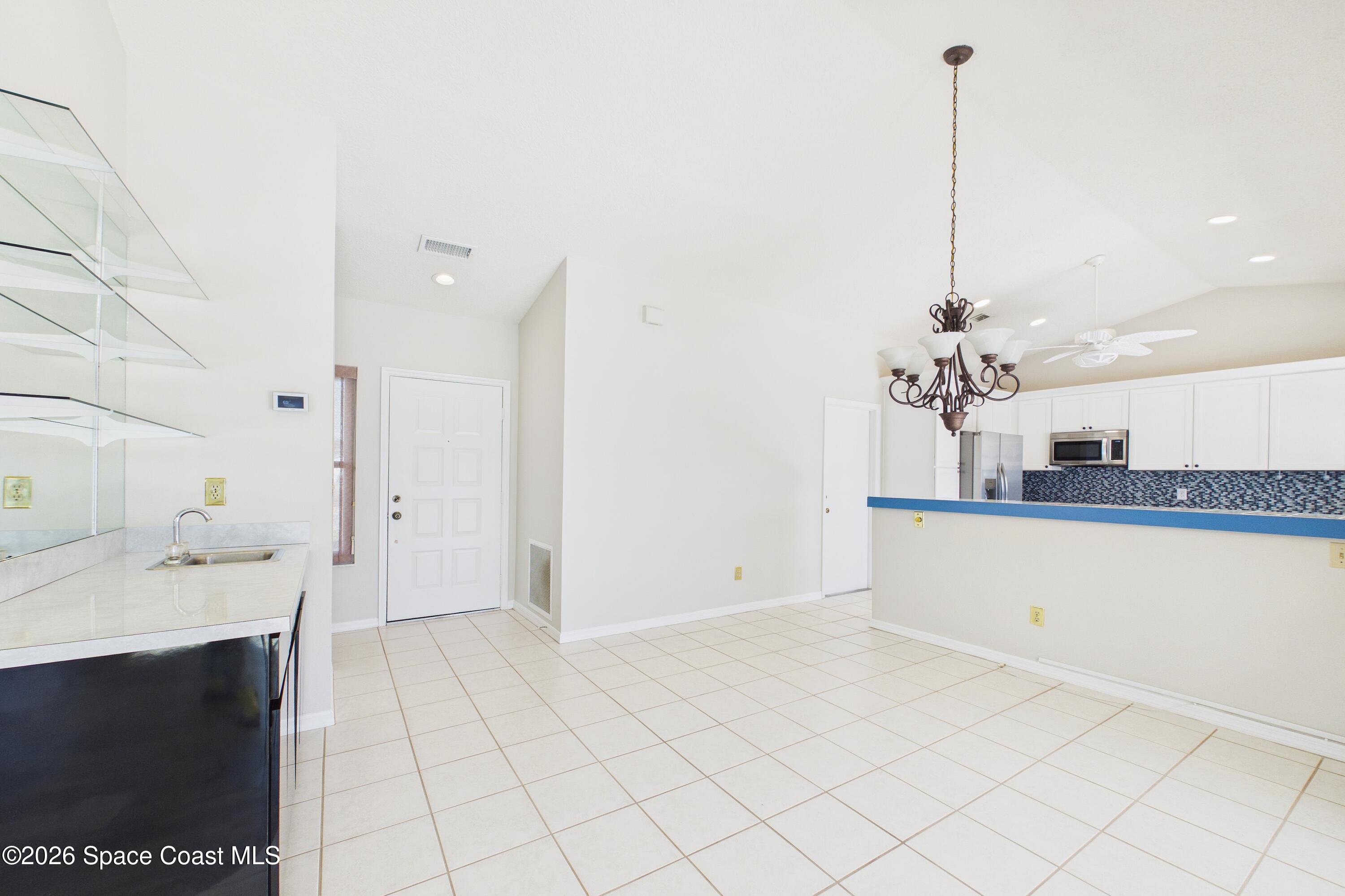 325 Country Walk Street Melbourne, FL 32940 - Photo 7 of 50 jb9