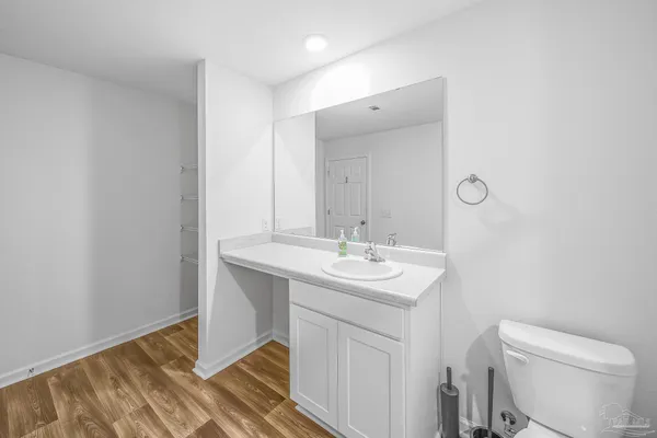 $2,200 | 8739 Schooner Lane, Pensacola, FL 32507