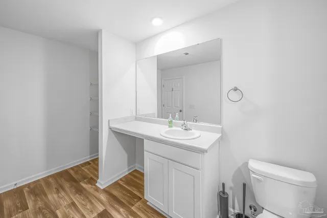 $2,200 | 8739 Schooner Lane, Pensacola, FL 32507