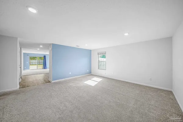 $2,200 | 8739 Schooner Lane, Pensacola, FL 32507