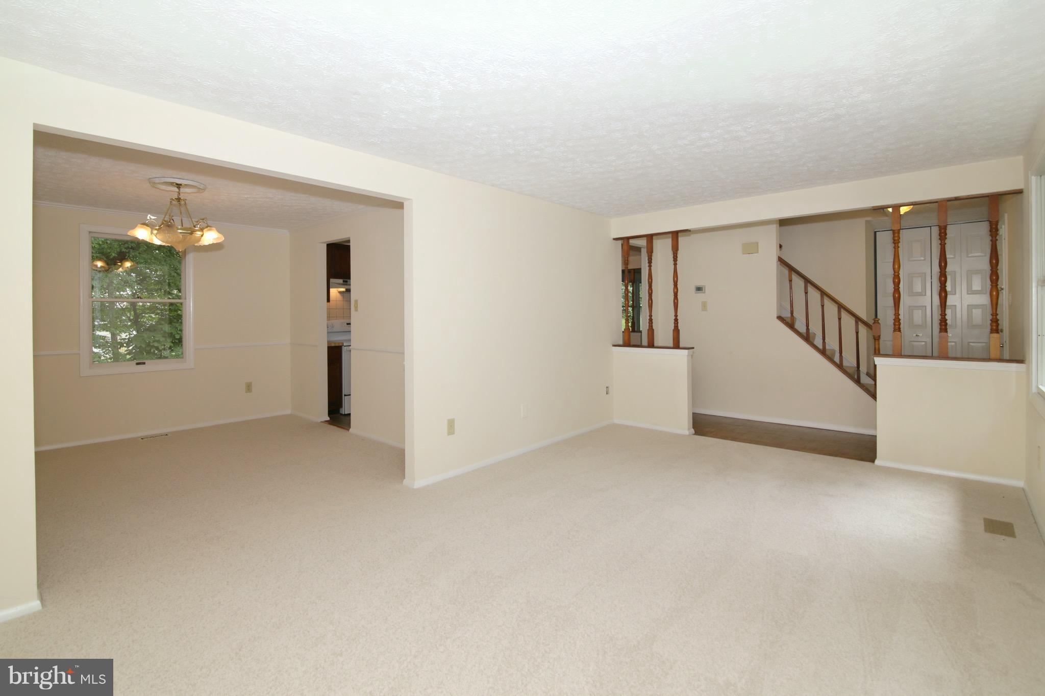 8452 Rushing Creek Court Springfield, VA 22153 - Photo 5 of 30 Living Room