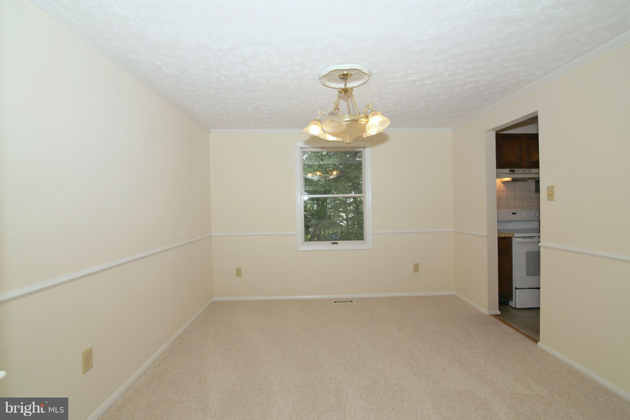 8452 Rushing Creek Court Springfield, VA 22153 - Photo 6 of 30 Dining Room