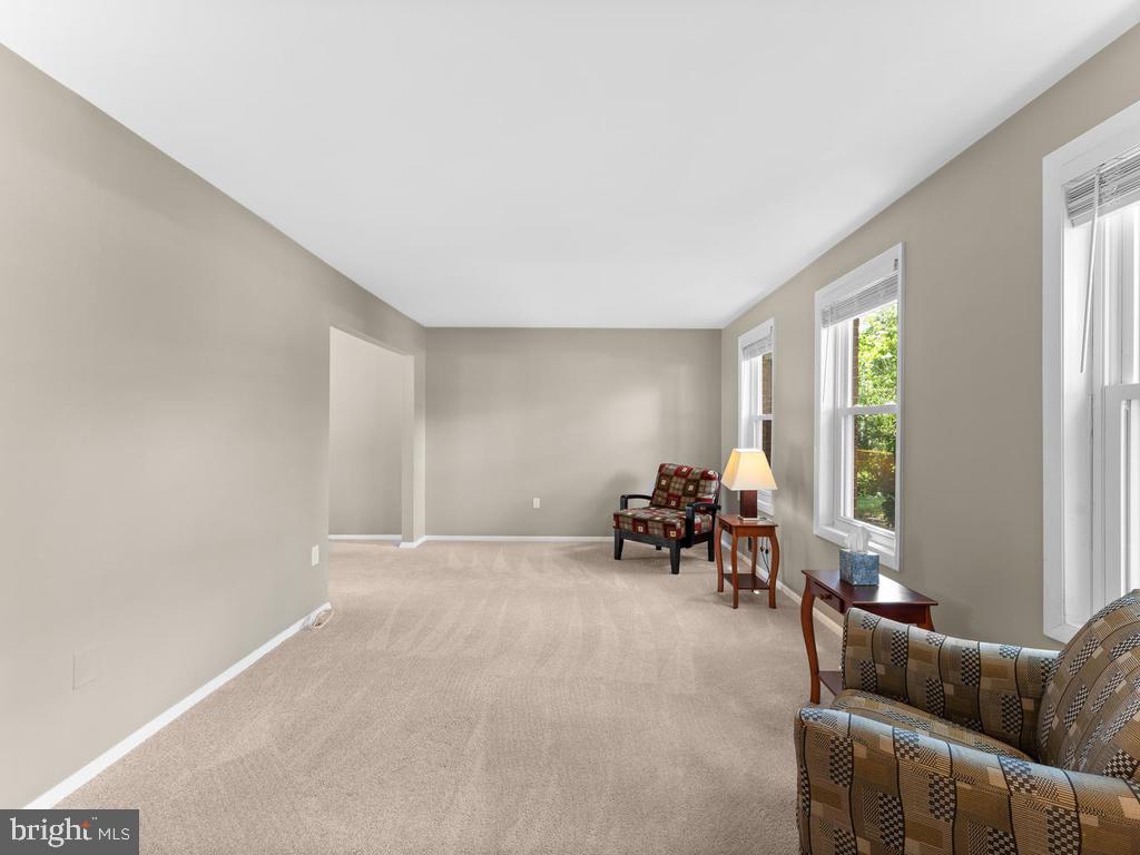5023 Berwyn Road College Park, MD 20740 - Photo 3 of 46