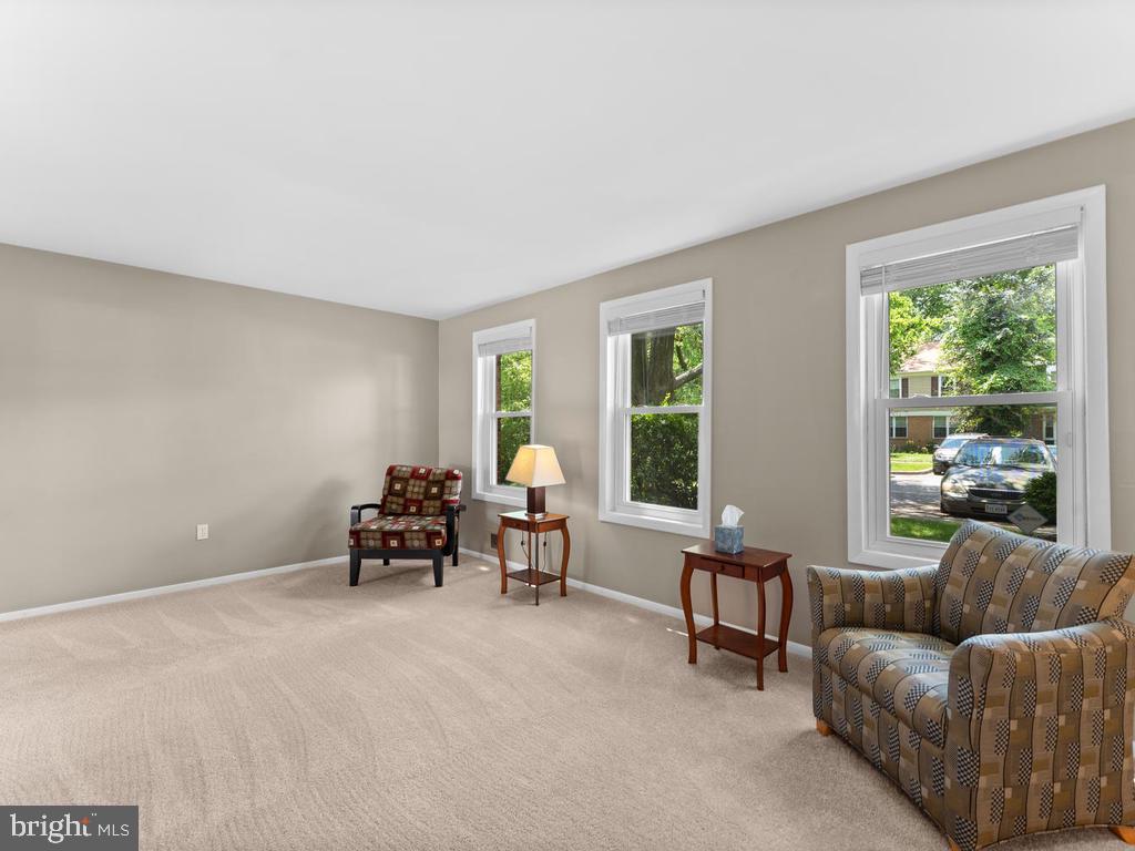 5023 Berwyn Road College Park, MD 20740 - Photo 9 of 46