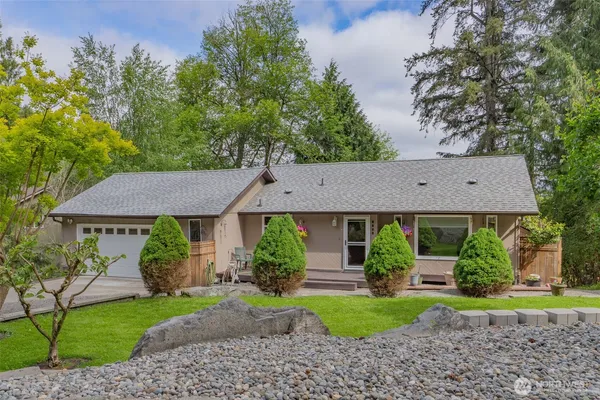 $550,000 | 6608 Sierra Court Southeast, Lacey, WA 98503
