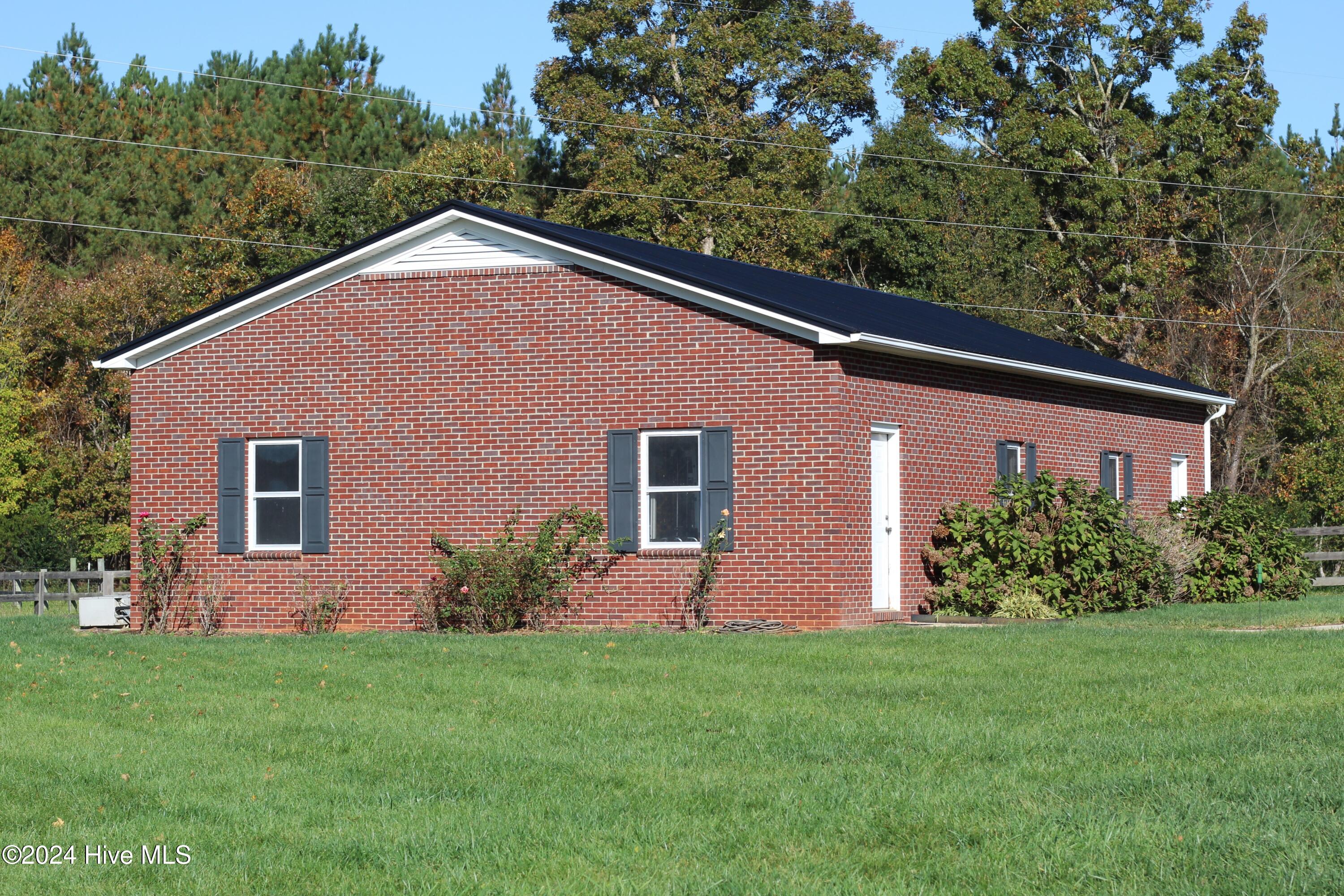 455 Hogan Farm Road Seagrove, NC 27341 - Photo 29 of 87 11