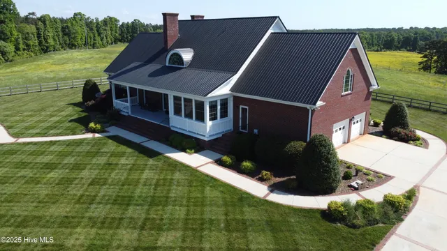 $2,525,000 | 455 Hogan Farm Road, Seagrove, NC 27341