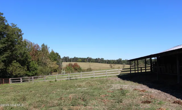 $2,525,000 | 455 Hogan Farm Road, Seagrove, NC 27341