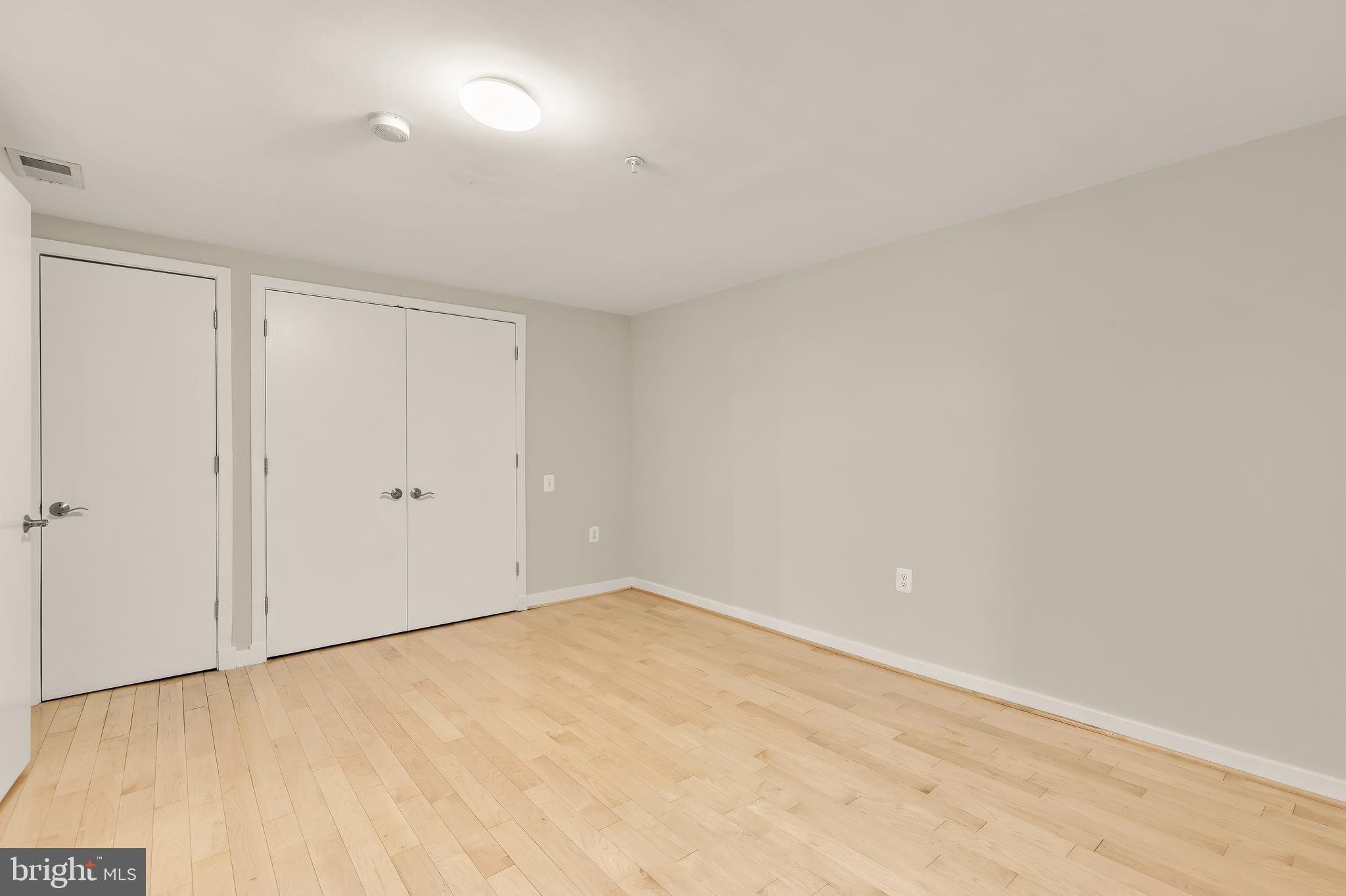 2412 17th Street Northwest, Unit C03 Washington, DC 20009 - Photo 21 of 26