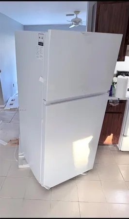 $2,400 | 2621 Southeast Clayton Street, Unit 2621, Stuart, FL 34997