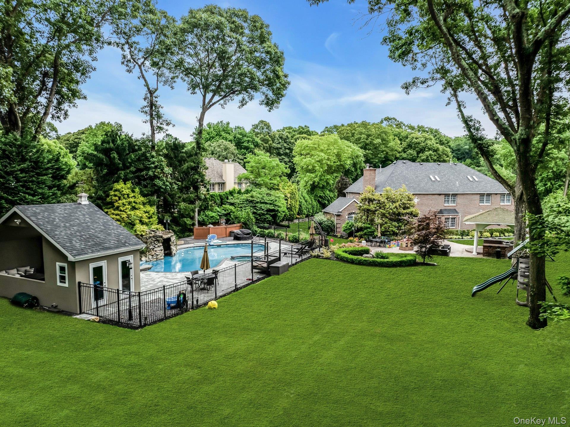 135 Round Swamp Road Huntington, NY 11743 - Photo 49 of 50