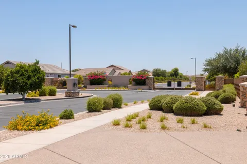 $685,000 | 3105 East Roland Street, Mesa, AZ 85213